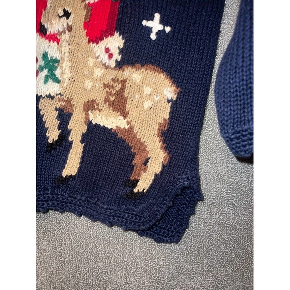 Vintage Hand knitted Northen Isle signature Santa/Christmas Sweater - Picture 4 of 12